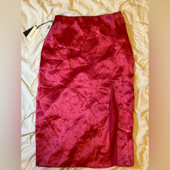 Babaton
Eames Skirt - Picture 2 of 7